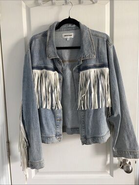 Vigoss Light Blue Denim Jacket with Fringe Size XL